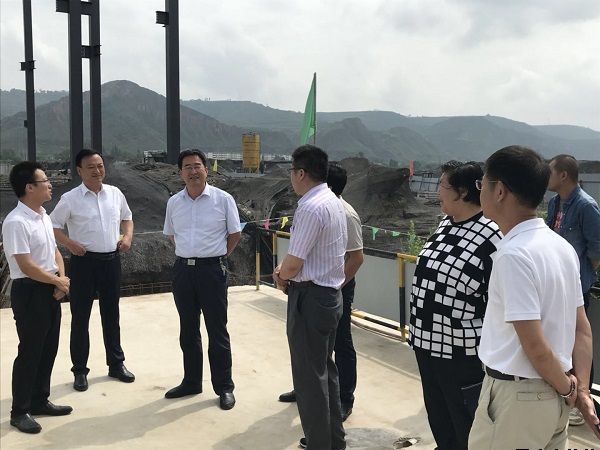 市人大常委會黨組副書記、副主任樊文浩一行調(diào)研泓源公司項目建設(shè)情況(圖2)