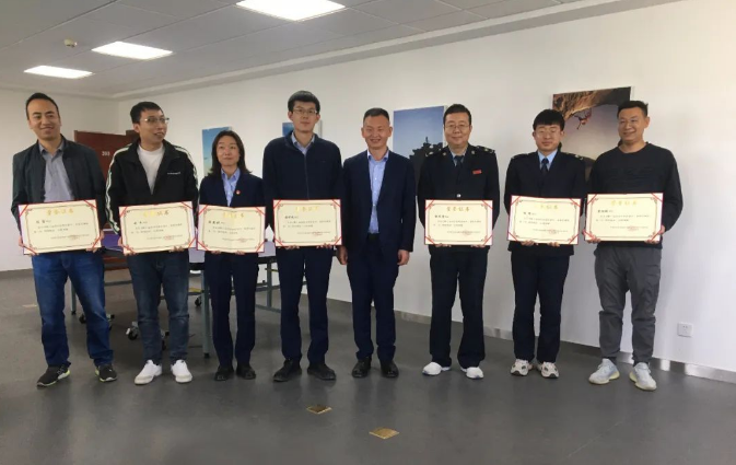 市產(chǎn)投集團(tuán)團(tuán)委舉辦“慶五一、迎五四”球類聯(lián)誼比賽(圖3)